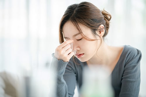 交通事故で頭を打った際に行うべき対応と注意すべき症状とは？